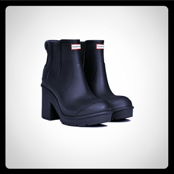 hunter chelsea boots size 8